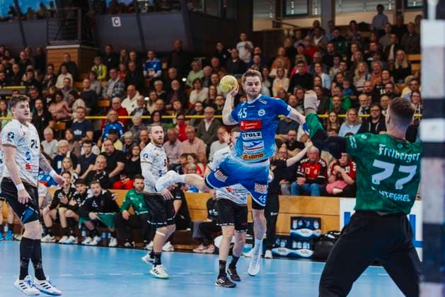 VfL Luebeck Schwartau vs HC Elbflorenz Dresden, Handball, 2 Bundesliga, 22 03 25 Jan Eric Speckmann Nr 45, VfL Luebeck Schwartau VfL Luebeck Schwartau vs HC Elbflorenz Dresden, Handball, 2 Bundesliga, 22 03 25 Luebeck Hansehalle Schleswig Holstein Germany Copyright: xChristianxSchaffrathx xMedienwerkxLübeckx
