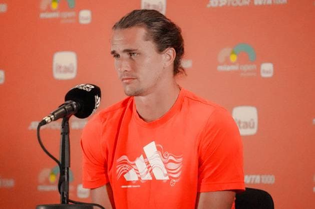 March 22, 2025, Miami, Florida, USA: Alexander Zverev (GER) speaks to the media after his mens singles second round match at the 2025 Miami Open presented by Itau at Hard Rock Stadium. Miami USA - ZUMAw109 20250322_fap_w109_010 Copyright: xDebbyxWongx