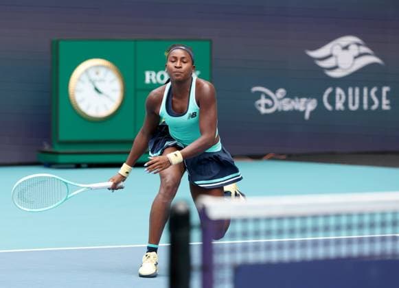 March 22, 2025, Miami Gardens, Florida, United States Of America: MIAMI GARDENS, FLORIDA - MARCH 22: Coco Gauff of the United States defeats Maria Sakkari of Greece during their match on day 5 at Hard Rock Stadium on March 22, 2025 in Miami Gardens, Florida....People: Coco Gauff Miami Open 2025 - Day 5  - ZUMAs214 20250322_ada_s214_051 Copyright: xSMGx