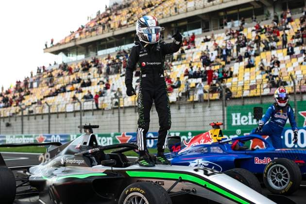 AUTO - F1 ACADEMY 2025 - SHANGHAI PIN Doriane (fra), Prema Racing, Supporter by Mercedes, Tatuus F4-T421, portrait celebration victory during the 1st round of the 2025 F1 Academy Championship from March 21 to 23, 2025 on the Shanghai International Circuit, in Shanghai, China - ShanghaiChina  Copyright: xXavixBonillax