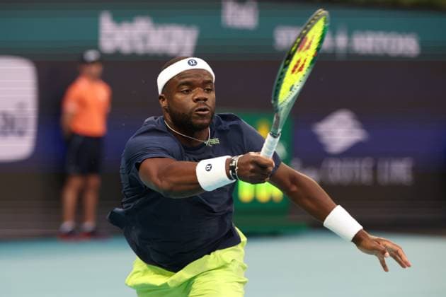 March 22, 2025, Miami Gardens, Florida, United States Of America: MIAMI GARDENS, FLORIDA - MARCH 22: Francis Tiafoe of the United States defeats Alejandro Davidoich Fokina of Spain during their match on day 5 at Hard Rock Stadium on March 22, 2025 in Miami Gardens, Florida...People: Francis Tiafoe Miami Open 2025 - Day 5  - ZUMAs214 20250322_ada_s214_118 Copyright: xSMGx