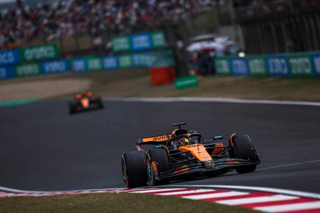 F1 - CHINESE GRAND PRIX 2025 81 PIASTRI Oscar (aus), McLaren F1 Team MCL39, action during the Formula 1 Heineken Chinese Grand Prix 2025, 2nd round of the 2025 FIA Formula One World Championship, WM, Weltmeisterschaft from March 21 to 23, 2025 on the Shanghai International Circuit, in Shanghai, China - ShanghaiChina  Copyright: xEricxAlonsox