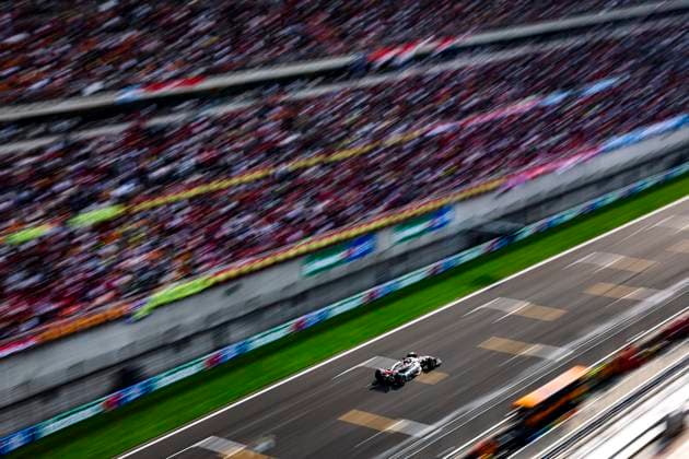 F1 - CHINESE GRAND PRIX 2025 31 OCON Esteban (fra), Haas F1 Team VF-25 Ferrari, action during the Formula 1 Heineken Chinese Grand Prix 2025, 2nd round of the 2025 FIA Formula One World Championship, WM, Weltmeisterschaft from March 21 to 23, 2025 on the Shanghai International Circuit, in Shanghai, China - ShanghaiChina  Copyright: xEricxAlonsox
