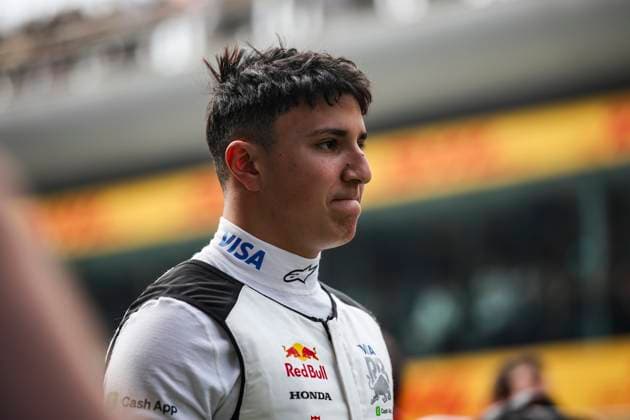 F1 - CHINESE GRAND PRIX 2025 HADJAR Isack (fra), Visa Cash App RB F1 Team VCARB02, portrait during the Formula 1 Heineken Chinese Grand Prix 2025, 2nd round of the 2025 FIA Formula One World Championship, WM, Weltmeisterschaft from March 21 to 23, 2025 on the Shanghai International Circuit, in Shanghai, China - ShanghaiChina  Copyright: xXavixBonillax