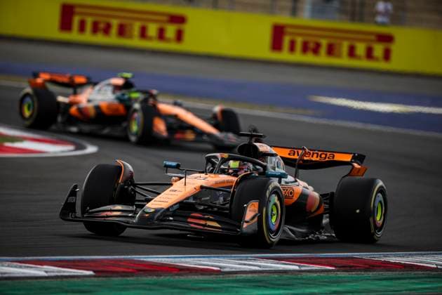 F1 - CHINESE GRAND PRIX 2025 81 PIASTRI Oscar (aus), McLaren F1 Team MCL39, action 04 NORRIS Lando (gbr), McLaren F1 Team MCL39, action during the Formula 1 Heineken Chinese Grand Prix 2025, 2nd round of the 2025 FIA Formula One World Championship, WM, Weltmeisterschaft from March 21 to 23, 2025 on the Shanghai International Circuit, in Shanghai, China - ShanghaiChina Copyright: xXavixBonillax