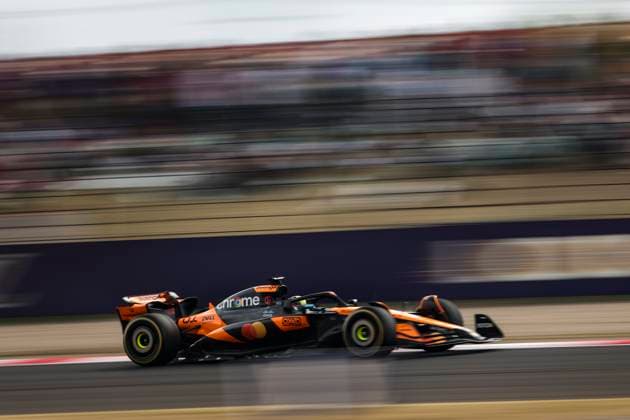 F1 - CHINESE GRAND PRIX 2025 81 PIASTRI Oscar (aus), McLaren F1 Team MCL39, action during the Formula 1 Heineken Chinese Grand Prix 2025, 2nd round of the 2025 FIA Formula One World Championship, WM, Weltmeisterschaft from March 21 to 23, 2025 on the Shanghai International Circuit, in Shanghai, China - ShanghaiChina  Copyright: xXavixBonillax