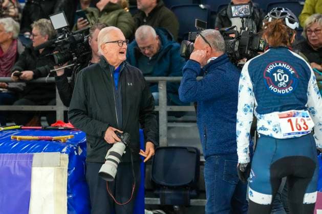 2025-03-23 Hollandse 100 HEERENVEEN, NETHERLANDS - MARCH 23: Meester Pieter van Vollenhoven during the Hollandse 100 at Thialf on March 23, 2025 in Heerenveen, Netherlands. Heerenveen Thialf Netherlands Content not available for redistribution in The Netherlands directly or indirectly through any third parties. Copyright: xDouwexBijlsmax