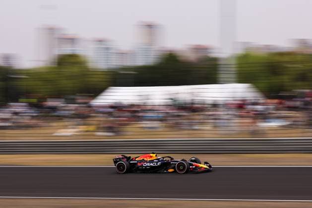 F1 - CHINESE GRAND PRIX 2025 01 VERSTAPPEN Max (nld), Red Bull Racing RB21, action during the Formula 1 Heineken Chinese Grand Prix 2025, 2nd round of the 2025 FIA Formula One World Championship, WM, Weltmeisterschaft from March 21 to 23, 2025 on the Shanghai International Circuit, in Shanghai, China - ShanghaiChina  Copyright: xEricxAlonsox