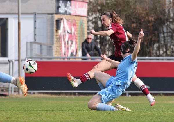 23 03 2025 Soccer Season 2024 2025 2 Women Soccer Bundesliga 19 Matchday 1 FC Nürnberg FCN Club Clubfrauen VfL Bochum Sportfoto Zink DaMa xdaxmax Lara Meroni 11, 1 FC Nürnberg FCN with shot on goal