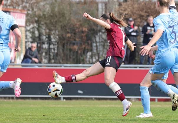 23 03 2025 Soccer Season 2024 2025 2 Women Soccer Bundesliga 19 Matchday 1 FC Nürnberg FCN Club Clubfrauen VfL Bochum Sportfoto Zink DaMa xdaxmax Lara Meroni 11, 1 FC Nürnberg FCN with shot on goal