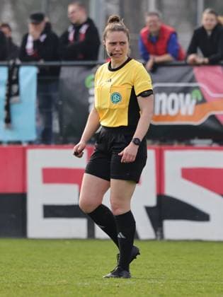 23 03 2025 Soccer Season 2024 2025 2 Women Soccer Bundesliga 19 Matchday 1 FC Nürnberg FCN Club Clubfrauen VfL Bochum Sportfoto Zink DaMa xdaxmax Levke Scholz Referee