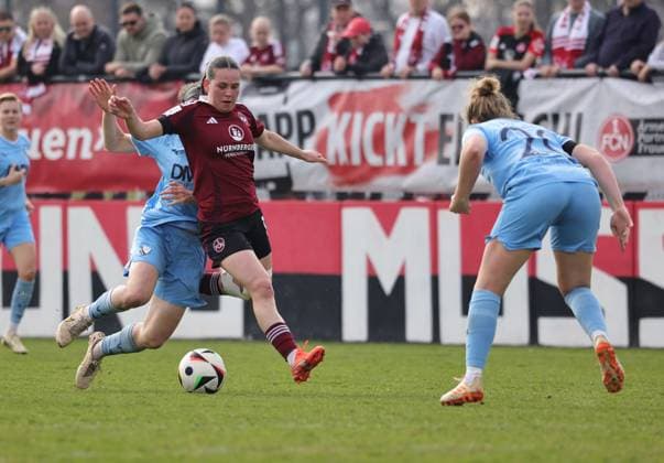 23 03 2025 Soccer Season 2024 2025 2 Women Soccer Bundesliga 19 Matchday 1 FC Nürnberg FCN Club Clubfrauen VfL Bochum Sportfoto Zink DaMa xdaxmax Alina Angerer 24, VfL Bochum Jonna Brengel 17, 1 FC Nürnberg FCN Amelie Fölsing Foelsing 20, VfL Bochum
