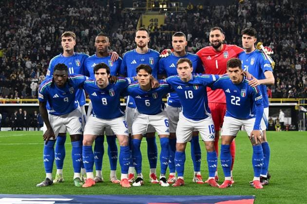 23 03 2025, xsltx, Football UEFA Nations League, Germany Italy v l Team photo before the match DFL DFB REGULATIONS PROHIBIT ANY USE OF PHOTOGRAPHS as IMAGE SEQUENCES and or QUASI VIDEO Dortmund