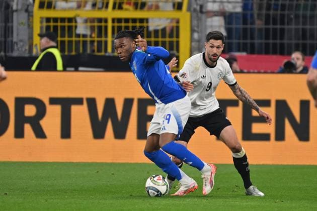 23 03 2025, xjrdrx, Football UEFA Nations League, Germany Italy v l Tim Kleindienst Deutsche Fussball Nationalmannschaft DFB Destiny Udogie Italien Zweikampf, Aktion, action, battle for the ball DFL DFB REGULATIONS PROHIBIT ANY USE OF PHOTOGRAPHS as IMAGE SEQUENCES and or QUASI VIDEO Dortmund