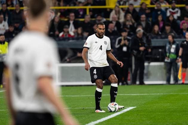 GER, Nations League, Germany vs Italy 23 03 2025, Signal Iduna Park, Dortmund, GER, Nations League, Germany vs Italy in picture Jonathan Tah Germany, 4 single action full body full body ball on foot nordphotoxGmbHxx xChristianxSchulze nph000300