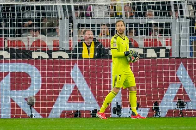 Goalkeeper Oliver Baumann Germany looks on during the UEFA Nations League Quarterfinal Leg Two match between Germany and Italy at Football Stadium Dortmund on March 23, 2025 in Dortmund, Germany