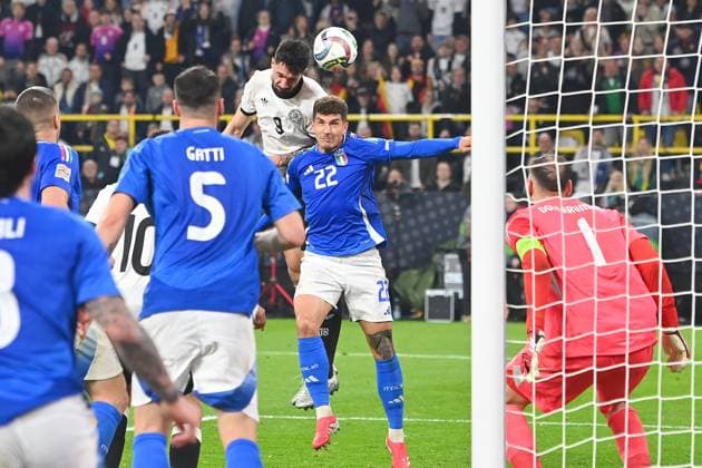 Goal Tim KLEINDIENST GER ,header for 3 0, action against Giovanni DI LORENZO ITA , Soccer Nations League quarter final Germany GER Italy ITA on 23 03 2025, Signal Iduna Park