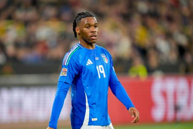 Destiny Udogie Italy looks on during the UEFA Nations League Quarterfinal Leg Two match between Germany and Italy at Football Stadium Dortmund on March 23, 2025 in Dortmund, Germany