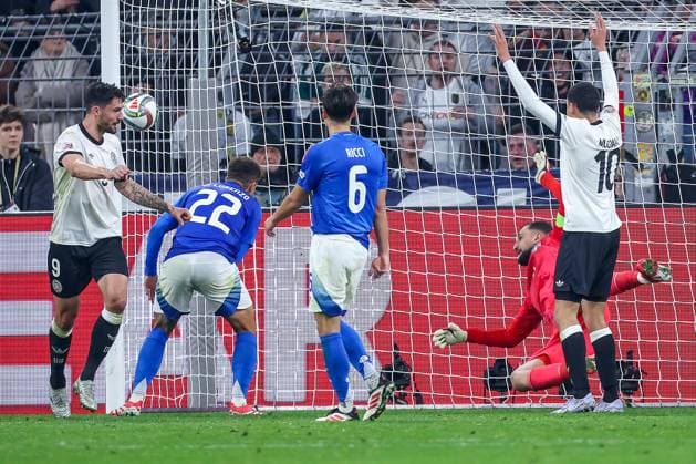 23 03 2025, Football, Quarter-final UEFA Nations League, Germany Italy, Signal Iduna Park, Season 2024 2025 Header Tim Kleindienst GER 09 Scorer 3 0 DFB regulations prohibit any use of photographs as image sequences and or quasi video Nordrhein Westfalen Germany