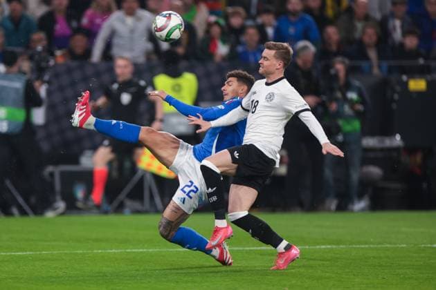 22 03 2025, UEFA Nations League, quarter-final, second leg, Germany Italy, f l Giovanni Di Lorenzo Italy , Maximilian Mittelstädt Germany , Dortmund Signal Iduna Park NRW Germany xRHR PHOTO DEx Copyright: DennisxEwert RHR-FOTOx RHR-FOTO DE