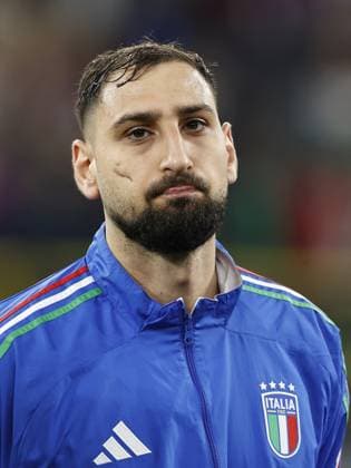 DORTMUND - Italy goalkeeper Gianluigi Donnarumma during the UEFA Nations League quarterfinal match between Germany and Italy at the BVB Stadion Dortmund on March 23, 2025 in Dortmund, Germany. ANP Hollandse Hoogte MAURICE VAN STEEN UEFA Nations League Quarterfinal Leg Two 2025 xVIxANPxSportx xMauricexvanxSteenxIVx 522979107 originalFilename: 522979107.jpg