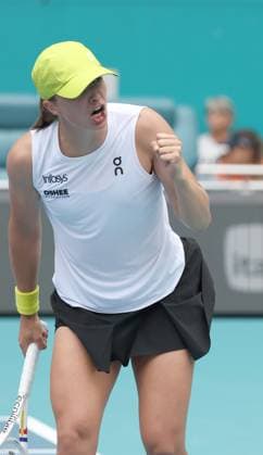 March 23, 2025, Miami Gardens, Florida, United States Of America: MIAMI GARDENS, FLORIDA - MARCH 23: Iga Swiatek of Poland defeats Elise Mertens of Belgium in the third round on Day 6 of the Miami Open at Hard Rock Stadium on March 23, 2025 in Miami Gardens, Florida ...People: Iga Swiatek Miami Open 2025 - Day 6  - ZUMAs214 20250323_ada_s214_018 Copyright: xSMGx