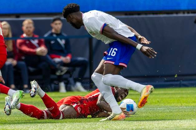 March 23, 2025, Inglewood, California, USA: United StatesÃ¢â‚¬â ¢ Patrick Agyemang 16 and CanadaÃ¢â‚¬â ¢s Alphonso Davies 19 vie for the ball during the CONCACAF Nations League Third Place Match at Sofi Stadium, March 23, 2025 in Inglewood, Calif. Inglewood USA - ZUMAc68_ 0807541836st Copyright: xRingoxChiux