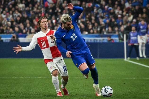 Nations League - France v Croatia - FA French defender Theo Hernandez fights for the ball during the UEFA Nations League football match between France and Croatia at the Stade de France stadium in Saint-Denis, north of Paris on March 23, 2025. Photo by Firas Abdullah ABACAPRESS.COM Metz Lorraine France  Copyright: xAbdullahxFiras ABACAx