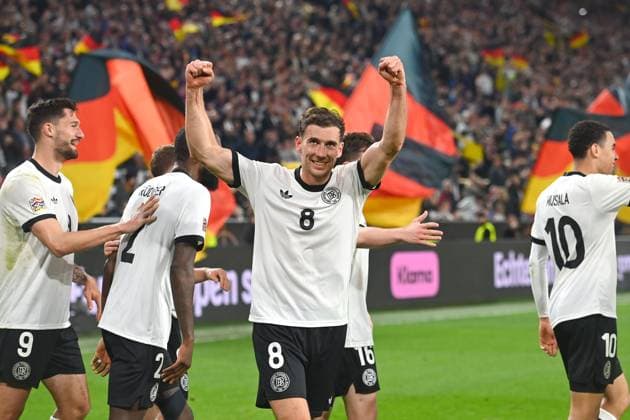 collective goal celebration from left Tim KLEINDIENST GER , Antonio Ruediger GER , Leon GORETZKA GER , cheering,joy,enthusiasm,action, Soccer Nations League quarterfinal Germany GER Italy ITA 3 3 on 23 03 2025, Signal Iduna Park