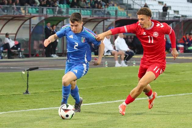 Mattia Zanotti ,Clement Mutahi Bischoff In action during the Serie BKT soccer match between Italia and Danimarca under 21, test match at the Pier Cesare Tombolato Stadium, north Est Italy - Monday, March 24, 2025. - Soccer  Copyright: xPaolaxGarbuio LaPressex