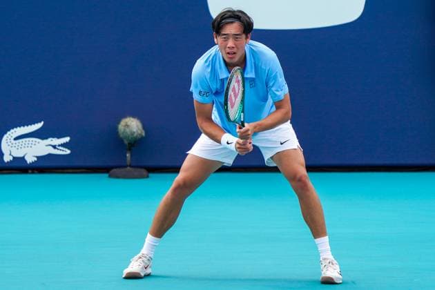 March 24, 2025, Miami, Florida, USA: Coleman Wong (HKG) waits for the serve from Adam Walton (not pictured) during the men s singles third round match at the 2025 Miami Open presented by Itau at Hard Rock Stadium. Miami USA - ZUMAw109 20250324_fap_w109_003 Copyright: xDebbyxWongx