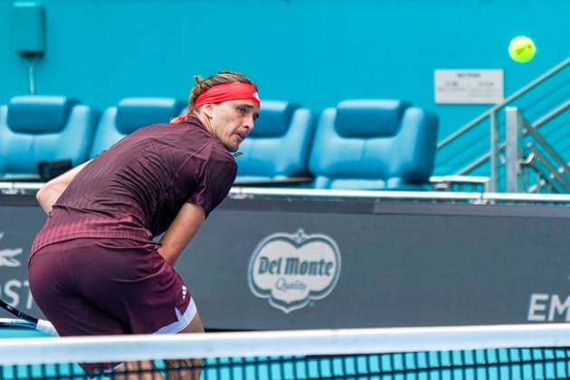 March 24, 2025, Miami, Florida, USA: Alexander Zverev (GER) returns a shot against Jordan Thompson (not pictured) during the men s singles third round match at the 2025 Miami Open presented by Itau at Hard Rock Stadium. Miami USA - ZUMAw109 20250324_fap_w109_024 Copyright: xDebbyxWongx