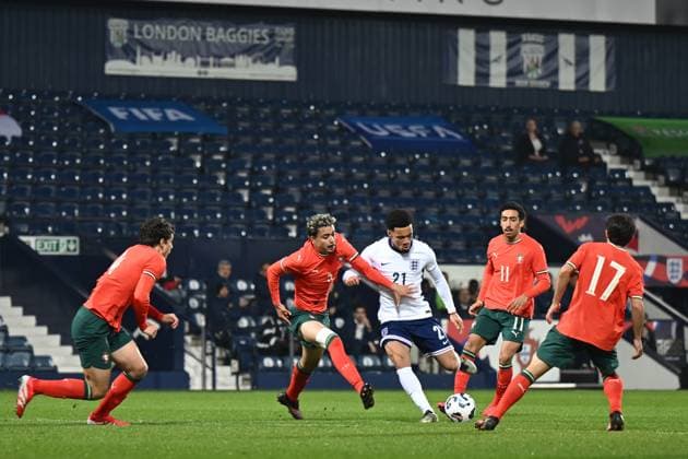 England Under 21 v Portugal U21, U 21 International Friendly, Länderspiel, Nationalmannschaft Ethan Nwaneri of England Under 21 scores his team™s second goal to make the score 2-0 during the International Friendly match at The Hawthorns, West Bromwich UK Newspapers OUT Copyright: xMartinxCobbx FIL-21626-0016