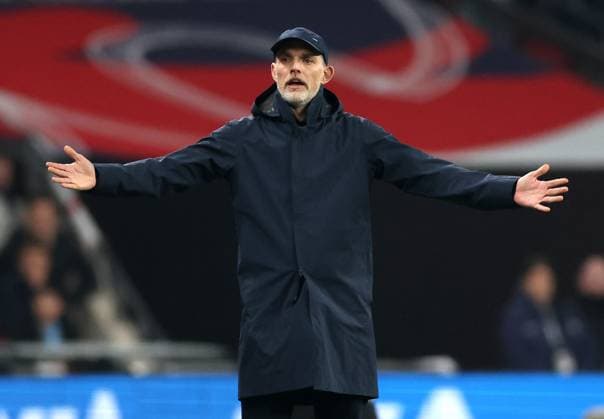 London, England, 24th March 2025. Thomas Tuchel coach of England raises an objection during the FIFA World Cup, WM, Weltmeisterschaft, Fussball European Qualifying match at Wembley Stadium, London. Picture credit should read: David Klein Sportimage EDITORIAL USE ONLY. No use with unauthorised audio, video, data, fixture lists, club league logos or live services. Online in-match use limited to 120 images, no video emulation. No use in betting, games or single club league player publications. SPI_020_DK_England_Latvia SPI-3762-0020