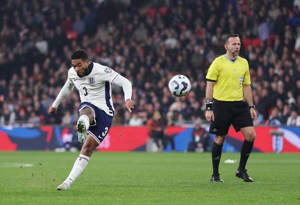 London, England, 24th March 2025. Reece James of England scores the first goal from a free kick during the FIFA World Cup, WM, Weltmeisterschaft, Fussball European Qualifying match at Wembley Stadium, London. Picture credit should read: David Klein Sportimage EDITORIAL USE ONLY. No use with unauthorised audio, video, data, fixture lists, club league logos or live services. Online in-match use limited to 120 images, no video emulation. No use in betting, games or single club league player publications. SPI_037_DK_England_Latvia SPI-3762-0038