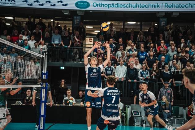 Volleyball Men Season 2024 2025 Volleyball Bundesliga Playoff Quarterfinals Game 1 SVG Lüneburg vs FT 1844 Freiburg 24 03 2025 Neo Laumann 13 SVG Lüneburg plays the ball to Lüneburg LKH Arena Niedersachsen Germany