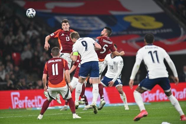 England v Latvia - European Qualifiers Group K - FIFA World Cup, WM, Weltmeisterschaft, Fussball 2026 Harry Kane (9 England) heads towards the goal during the FIFA World Cup 2026 Group K Qualifying match between England and Latvia at Wembley Stadium in London, England, on March 24, 2025. London Greater London United Kingdom  Copyright: xMIxNewsx originalFilename:fletcher-englandv250324_np0ku.jpg
