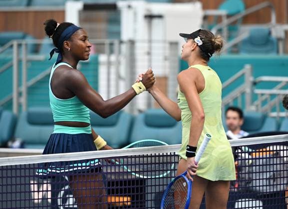 MIAMI GARDENS FL - MARCH 24: Magda Linette Vs Coco Gauff during The Miami Open at Hard Rock Stadium on March 24, 2025 in Miami Gardens, Florida. Copyright: xmpi04x