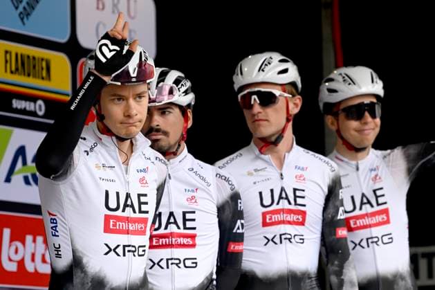 Classic Brugge De Panne 2025 cycling race DE PANNE, BELGIUM - MARCH 26 : Herregodts Rune (BEL) of UAE Team Emirates - XRG during the Men Elite UCI World Tour 49th Classic Brugge De Panne cycling race with start in Brugge and finish in De Panne (195,6 km) on March 26, 2025 in De Panne, Belgium, 26 03 2025 ( Motordriver Kenny Verfaillie & De Panne Belgium  Copyright: xNicoxVereeckenx