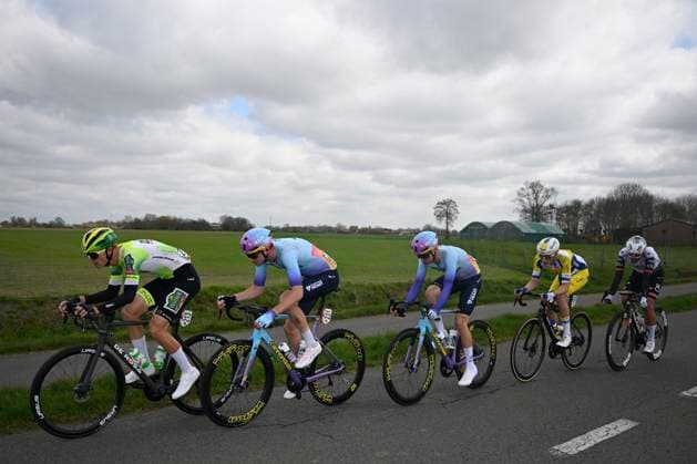 Classic Brugge De Panne 2025 cycling race DE PANNE, BELGIUM - MARCH 26 : Lambrecht Michiel (BEL) of Wagner Bazin WB, Bloem Joren (NED) of Unibet Tietema Rockets, De Vries Hartthijs (NED) of Unibet Tietema Rockets, Vercouillie Victor (BEL) of Team Flanders - Baloise, Morgado Antonio (POR) of UAE Team Emirates - XRG during the Men Elite UCI World Tour 49th Classic Brugge De Panne cycling race with start in Brugge and finish in De Panne (195,6 km) on March 26, 2025 in De Panne, Belgium, 26 03 2025 ( Motordriver Kenny Verfaillie & De Panne Belgium  Copyright: xNicoxVereeckenx