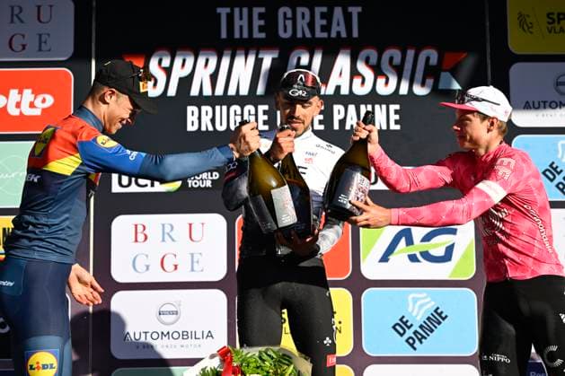 Classic Brugge De Panne 2025 cycling race DE PANNE, BELGIUM - MARCH 26 : Milan Jonathan (ITA) of Lidl - Trek, Molano Juan Sebastian (COL) of UAE Team Emirates - XRG and Mihkels Madis (EST) of EF Education - EasyPost pictured during the podium ceremony of the Men Elite UCI World Tour 49th Classic Brugge De Panne cycling race with start in Brugge and finish in De Panne (195,6 km) on March 26, 2025 in De Panne, Belgium, 26 03 2025 ( Motordriver Kenny Verfaillie & De Panne Belgium  Copyright: xNicoxVereeckenx