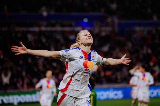 Lyon, France Ada Hegerberg (14 Olympique Lyonnais) celebrates her goal during the UEFA Womens Champions League quarter-final game between Olympique Lyonnais and Bayern Munich at Groupama Stadium in Lyon, France. (Pauline Figuet SPP) Copyright: xPaulinexFiguetx xSPPx spp-en-PaFiSp-PF_OLFCB2769