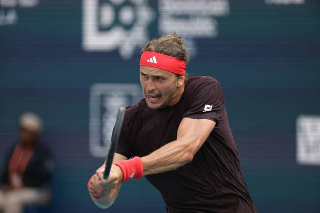 March 26, 2025, Miami Gardens, Florida, United States Of America: MIAMI GARDENS, FLORIDA - MARCH 26: Arthur Fils of France defeats Alexander Zverev of Germany in the quarter finals of the men s singles at the Miami Open at the Hard Rock Stadium on March 26, 2025 in Miami Gardens, Florida....People: Alexander Zverev Miami Gardens United States Of America - ZUMAs214 20250326_ada_s214_318 Copyright: xSMGx
