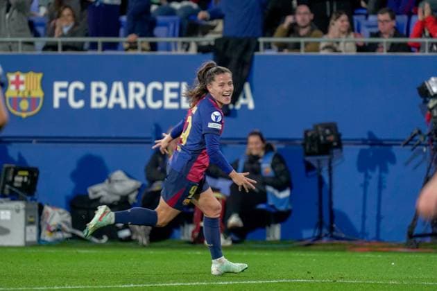 Barcelona, Spain, March 27th 2025 Claudia Pina celebrates a free kick goal during the UEFA Women s Champions League match between FC Barcelona, Barca and VfL Wolfsburg at Johan Cruyff Stadium in Barcelona, Spain (Andres Lopez Sheridan SPP) Copyright: xAndresxLopezxSheridanxx xSPPx spp-en-AnLoShSp-ALS_BCN-WLF-44
