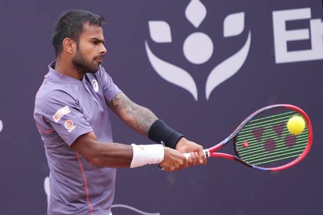 NAPLES, ITALY - MARCH 27 :Sumit Nagal during the ATP, Tennis Herren Challenger Tour match between Sumit Nagal (India )and Luciano Darderi (Italy)on March 27, 2025 in Naples, Italy Copyright: xFOTOAGENZIAx