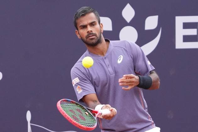 NAPLES, ITALY - MARCH 27 :Sumit Nagal during the ATP, Tennis Herren Challenger Tour match between Sumit Nagal (India )and Luciano Darderi (Italy)on March 27, 2025 in Naples, Italy Copyright: xFOTOAGENZIAx