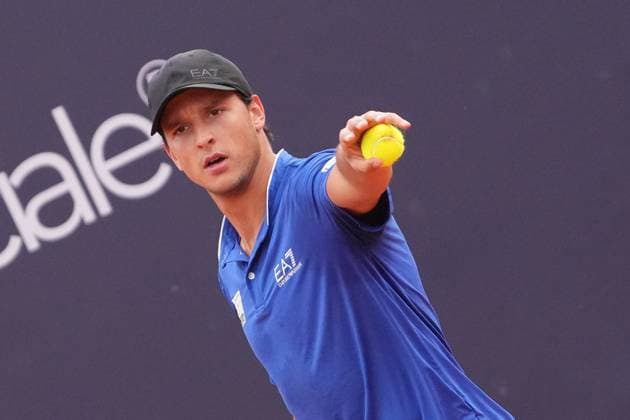 NAPLES, ITALY - MARCH 27 :Luciano Darderi during the ATP, Tennis Herren Challenger Tour match between Sumit Nagal (India )and Luciano Darderi (Italy)on March 27, 2025 in Naples, Italy Copyright: xFOTOAGENZIAx
