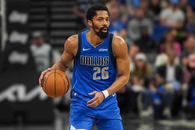 Basketball, FC Bayern interested in signing former NBA star Spencer Dinwiddie, archive pictures