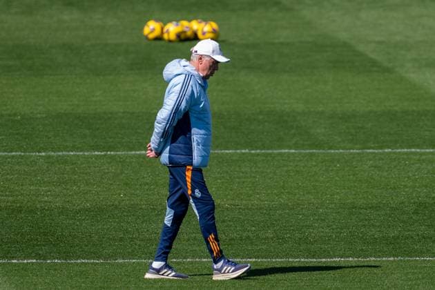 Sport Bilder des Tages Real Madrid Training Session and press conference, PK, Pressekonferenz Carlo Ancelotti, head coach of Real Madrid CF, is seen during Real Madrid Training Session and Press Conference ahead of the La Liga EA Sports 2024 25 match against CD Leganes at Ciudad Real Madrid on March 28, 2025 in Madrid, Spain. Valdebebas Ciudad Real Madrid Madrid Spain Copyright: xAlbertoxGardinx AGardin_20250328_Football_Real_Madrid_Training_0033