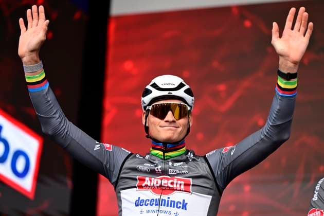 E3 Saxo Classic 2025 Cycling Race Harelbeke, Belgium - March 28 : Van Der Poel Mathieu (NED) of Alpecin - Deceuninck pictured during the Men Elite UCI World Tour 68th E3 Saxo Classic cycling race of 208 kms with start in Harelbeke and finish in Harelbeke on March 28, 2025 in Harelbeke, Belgium, 28 03 2025 ( Motordriver Kenny Verfaillie - Harelbeke Belgium  Copyright: xPeterxDexVoechtx